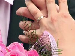 HD: Holding Hands Stock Footage