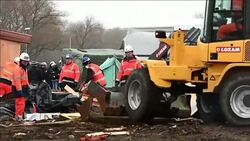 CLEAN : France continues to raze Jungle migrant camp (2) News Clip