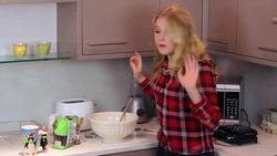 How to make Apple Pies in a Toastie Maker?! Instructional Video