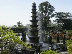 MS Fountain at water temple / Tirta Ganga, Indonesia  Stock Footage