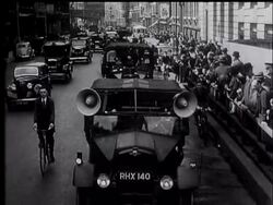 RECRUITING DRIVE IN ""THE CITY"" - News Clip