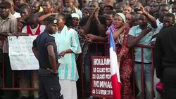 CLEAN : Hollande gets heros welcome News Clip