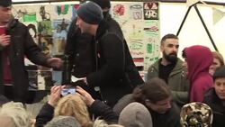 CLEAN : Jude Law leads celebs highlighting refugee plight in Calais News Clip