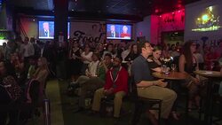 CLEAN : DC residents gather to watch Trump Clinton showdown News Clip