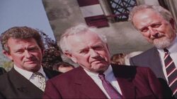 Porsches belonging to Janis Joplin and Steve McQueen go on show News Clip