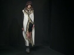 EVENT CAPSULE CLEAN: Elie Saab - Paris Womens Fashion Week 03/10/2010 Stock Footage