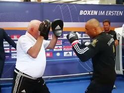 Boxing Sauerland - Training Stock Footage