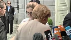 Leaders from centre right parties arrive for summit; Merkel, Rajoy, Reinfeldt sbites Instructional Video