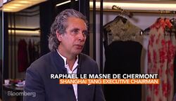 Spotlight on China's Fashion Industry News Clip