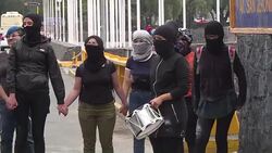 CLEAN : Protesters block major Mexico road in anger over student death News Clip