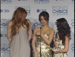 SPEECH: Khloe, Kim, and Kourtney Kardashian on winning an award at the 2011 People's Choice Awards - Press Room at Los Angeles CA. (Footage by WireImage Video/GettyImages) Stock Footage
