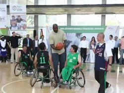 EVENT CAPSULE CLEAN: Shaquille O'Neal tours Monterrey, Mexico, 8/19/12 Stock Footage