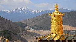 Tibetan Temple Songzanlin Monastery in Shangri-la Town of Yunnan, China Stock Footage