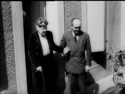 PETAIN - THE END News Clip