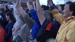 Thousands celebrate Mongolia's new president Instructional Video