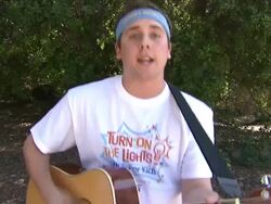 ATMOSPHERE at the Heidi Klum & Jamie Lee Curtis Join Children's Hospital Los Angeles For 5K Walk Street Party & Lighting Ceremony at Los Angeles CA. (Footage by WireImage Video/GettyImages) Stock Footage