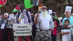 CLEAN : Hundreds protest Netanyahu in Australia News Clip