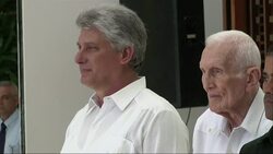 US distance swimmer Nyad given Cuba's highest sporting award Instructional Video