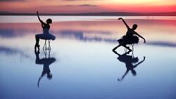 dance on the water Stock Footage