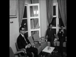 SYND 27 4 67 FIELD MARSHALL AMER MEETS FLOSY LEADERS News Clip