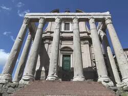 The Temple of Antoninus and Faustina in Roman forum Stock Footage