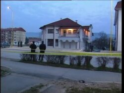 WRAP Daylight scene after SFOR attempt to capture Karadzic News Clip