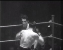 Jack Petersen v Len Harvey News Clip