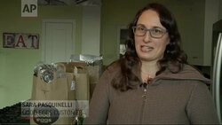 Want locally grown, organic cauliflower, but can't make it to the farmers market? A new online service called Good Eggs lets shoppers buy fruits, vegetables and artisan foods from local producers -- and delivers them to your home or office. (Dec. 23) News Clip
