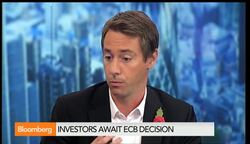 Pressure on Draghi as Investors Await ECB Action News Clip