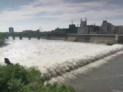 WS St Anthony Falls on mississippi river / Minneapolis, Minnesota, United States  Stock Footage