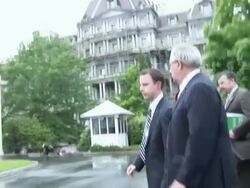 June 17, 2009 MS Representative Barney Frank, Senator Chris Dodd and others leaving the White House following President Obama's address on the economy / Washington, DC / AUDIO Stock Footage