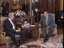 WRAP Abbas meets Mubarak, Olmert ADDS Abbas handshake w Olmert, King Abdullah arrives News Clip