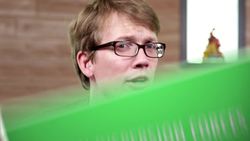 Liquids: Crash Course Chemistry Instructional Video