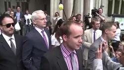 VOICED : Ecuador limito internet a Assange por impacto en campana de EEUU News Clip