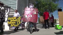 Arizona Sheriff to Face Criminal Contempt Charge Instructional Video