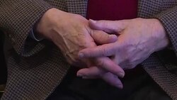 CLEAN : Trump's treatment of the press shows authoritarianism: expert News Clip