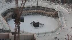 Kaaba deserted as Saudi Arabia suspends pilgrimage News Clip