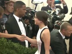 Hailee Steinfeld - 'Charles James: Beyond Fashion' Costume Institute Gala - Arrivals Stock Footage