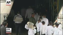 Peruvian police put on display 7.6 tons of cocaine in what they call their country's largest haul. (Sept. 2) News Clip