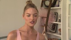 Victoria's Secret model Martha Hunt works out at Ballet Beautiful ahead of the brand's annual runway show; says sexual harassment happens 'in every industry' Instructional Video
