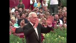 VOICED : Muere Omar Sharif de Doctor Zhivago News Clip