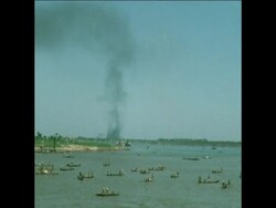 SYND 27 1 75 RIVER CONVOY ARRIVES WITH SUPPLIES FOR PHNOM PENH News Clip