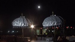 CLEAN : Skygazers gawp at extra bright supermoon in Bali News Clip