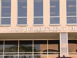 HD Federal Building Education_Pan1 (1080/24P) Stock Footage