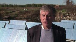 CLEAN: Italian engineers pioneer floating solar panels News Clip