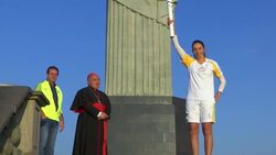 Raw: Olympic Torch at Christ the Redeemer News Clip