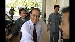 Prince Norodom Ranariddh arrives at palace News Clip