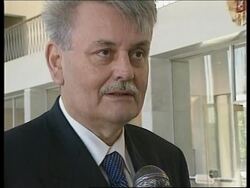 RUSSIA: MOSCOW: MILOSEVIC INDICTMENT LATEST News Clip