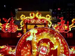 MS TD Tourists roaming new year lantern festival at city wall / xi'an, shaanxi, china Stock Footage