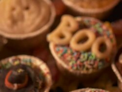 HD: Halloween Cupcakes Stock Footage